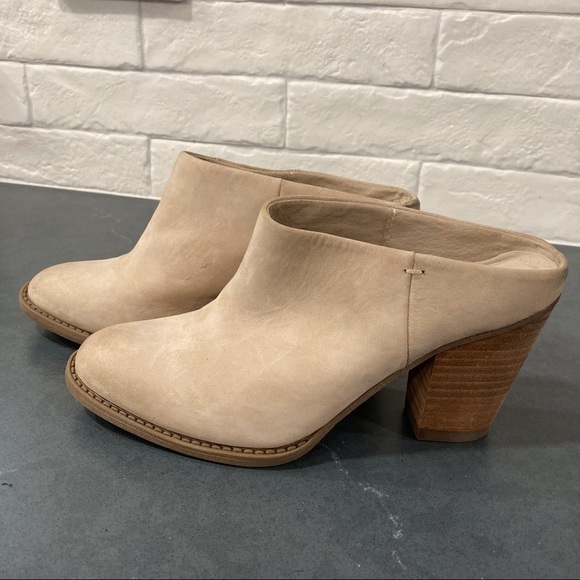 Aldo sz 6 light tan leather heeled mules - Picture 5 of 14